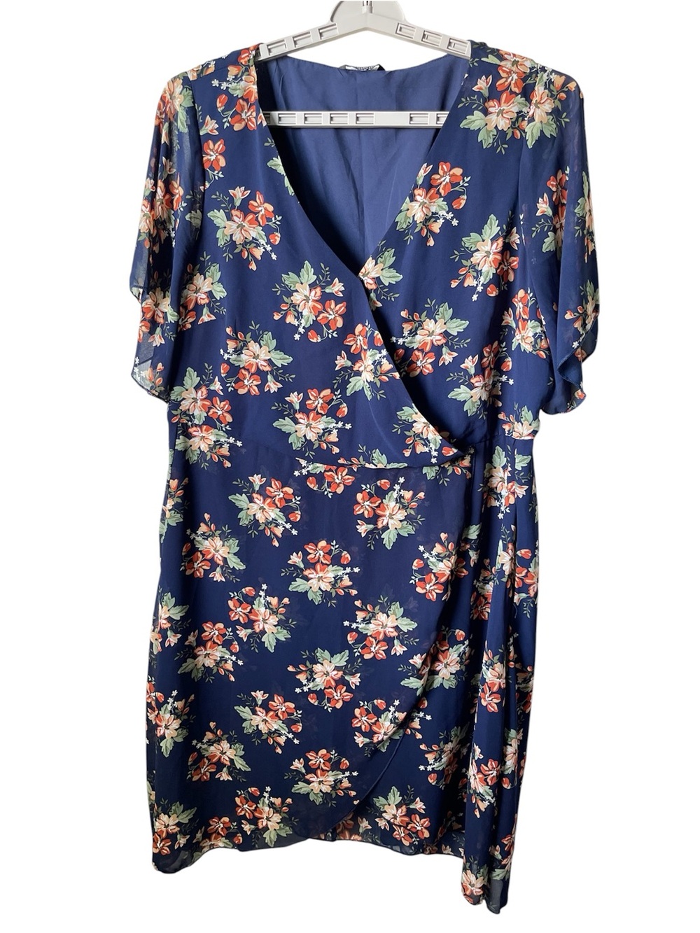 BloomChic Floral Faux-Wrap Midi Dress Flutter Sleeves Botanical Pattern Sz 18-20